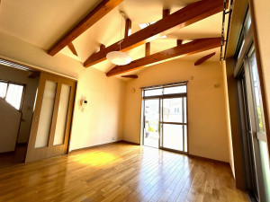 白根8丁目中古一戸建てLD