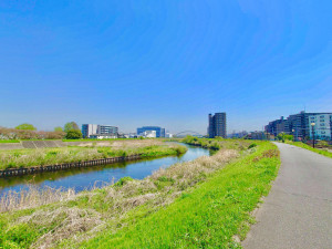 鶴見川