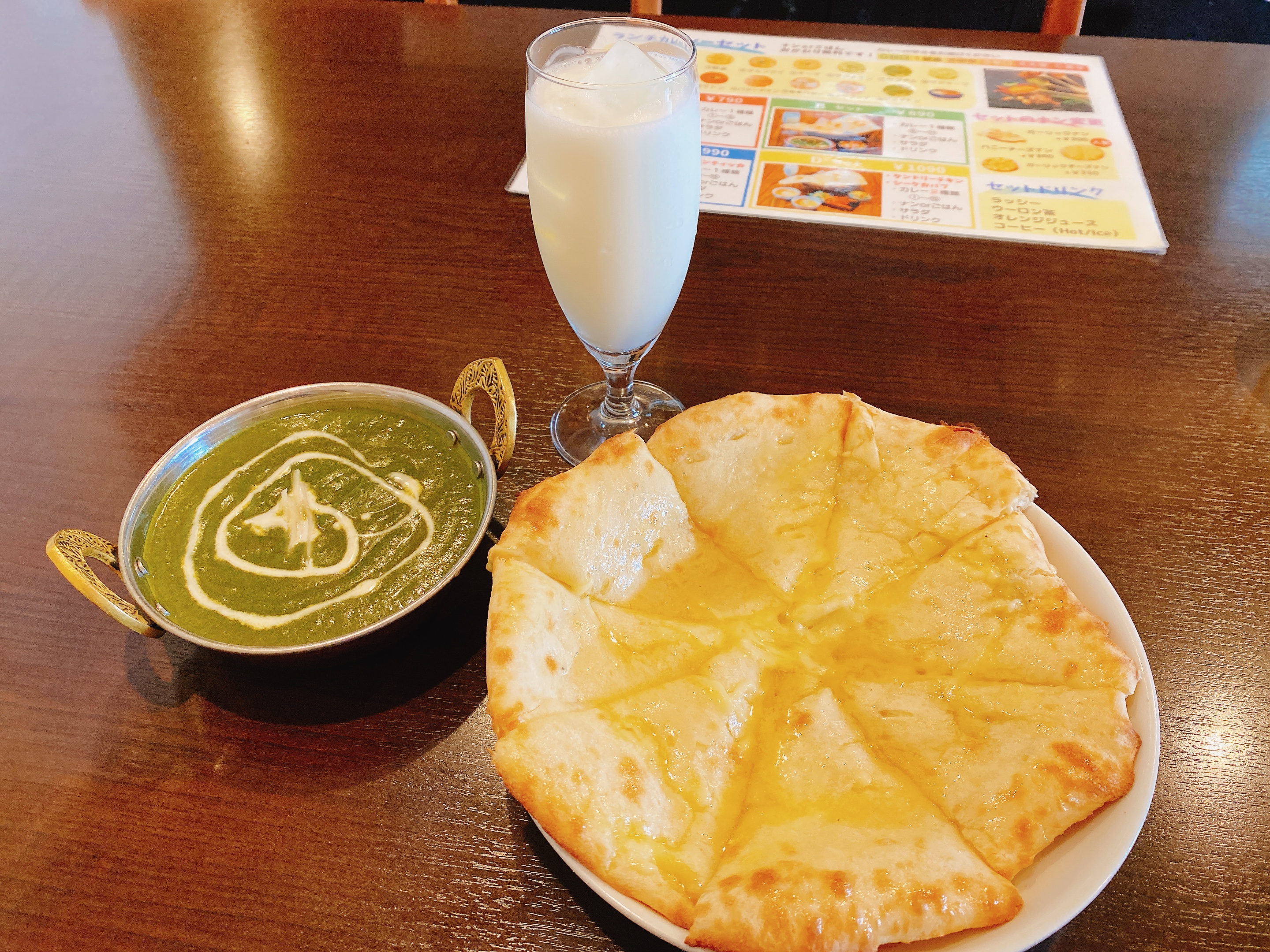 ハニーチーズナンのセット